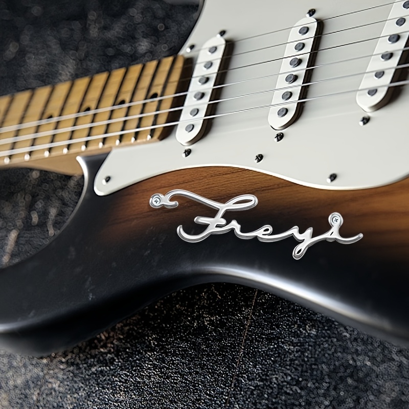 [カスタム] 名前入り装飾ネームプレート、ギター、バイオリン - Musical Instrument And Name のレビューと価格